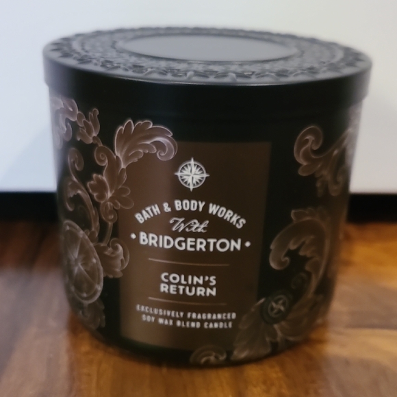 COLIN'S RETURN 3 Wick Candle B&BW + Netflix Bridgerton - Picture 1 of 6